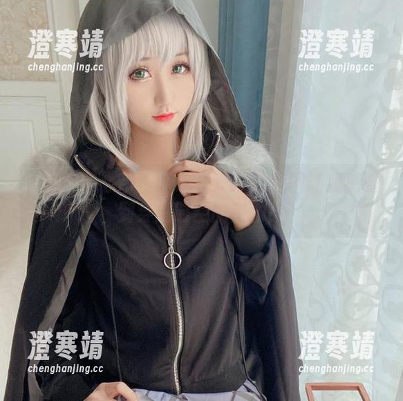 从黑丝到心动：Kuuko W的套图让我感受到穿越时空的魅力！